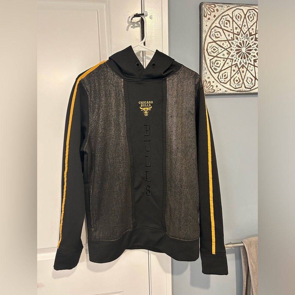 Chicago Bulls Black/Gold Hoodie